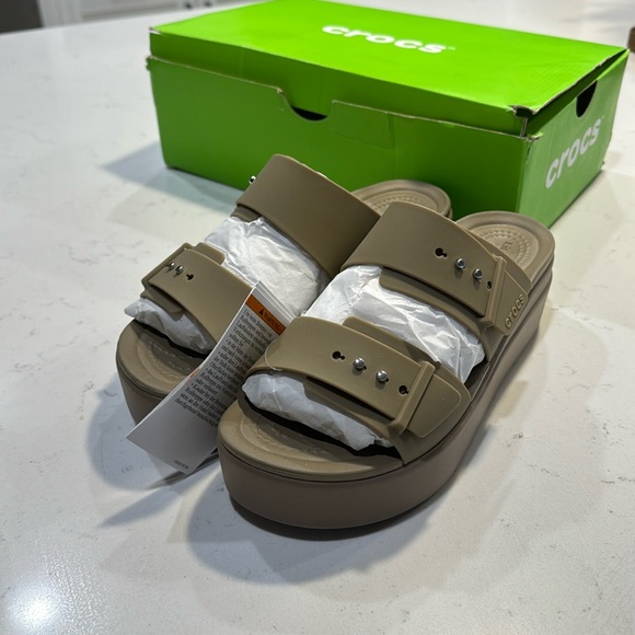 CROCS Shoes - NWT Crocs